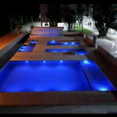 Varanda Gourmet, 05 Piscinas, Elevador E Wi-Fi No Condominio Passaredo 乌巴图巴 外观 照片
